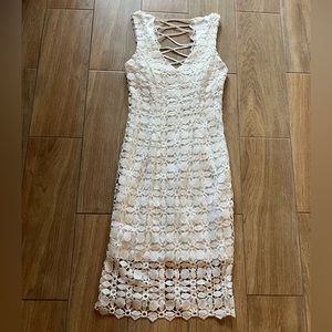 Bisou bisou lace midi white dress with corset tie back